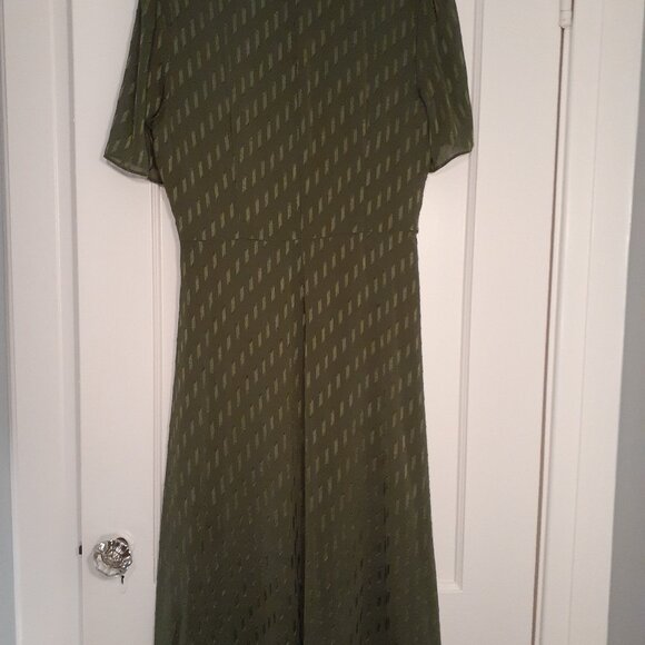 London Times moss green dress - Picture 3 of 5